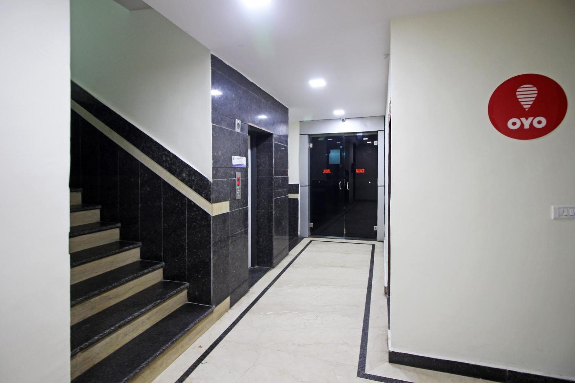 Super Hotel O Global Ню Делхи Екстериор снимка