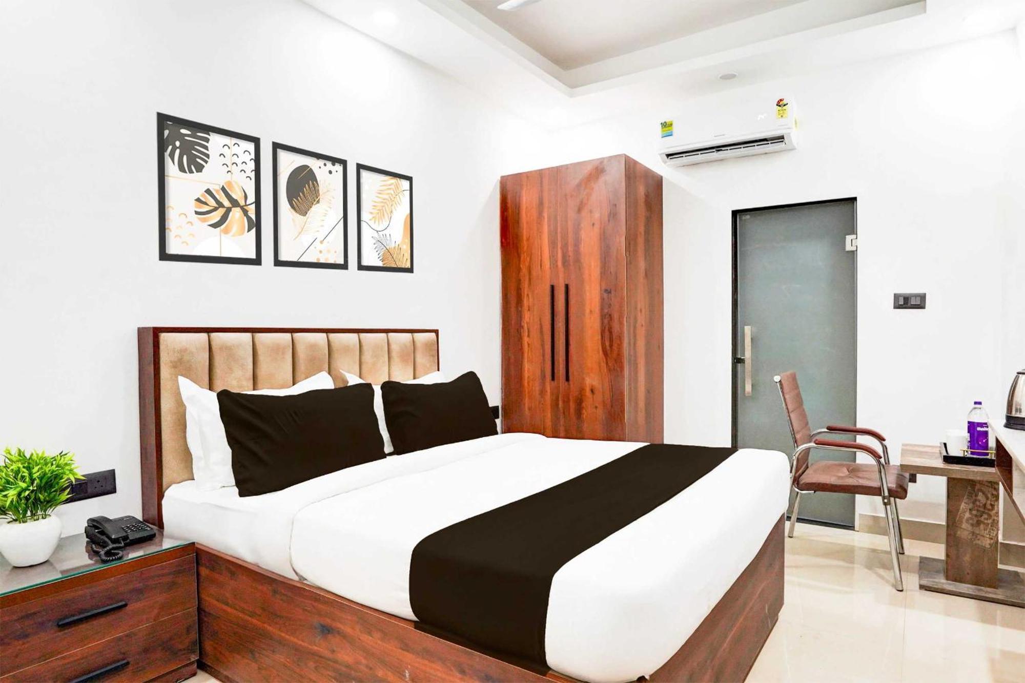 Super Hotel O Global Ню Делхи Екстериор снимка